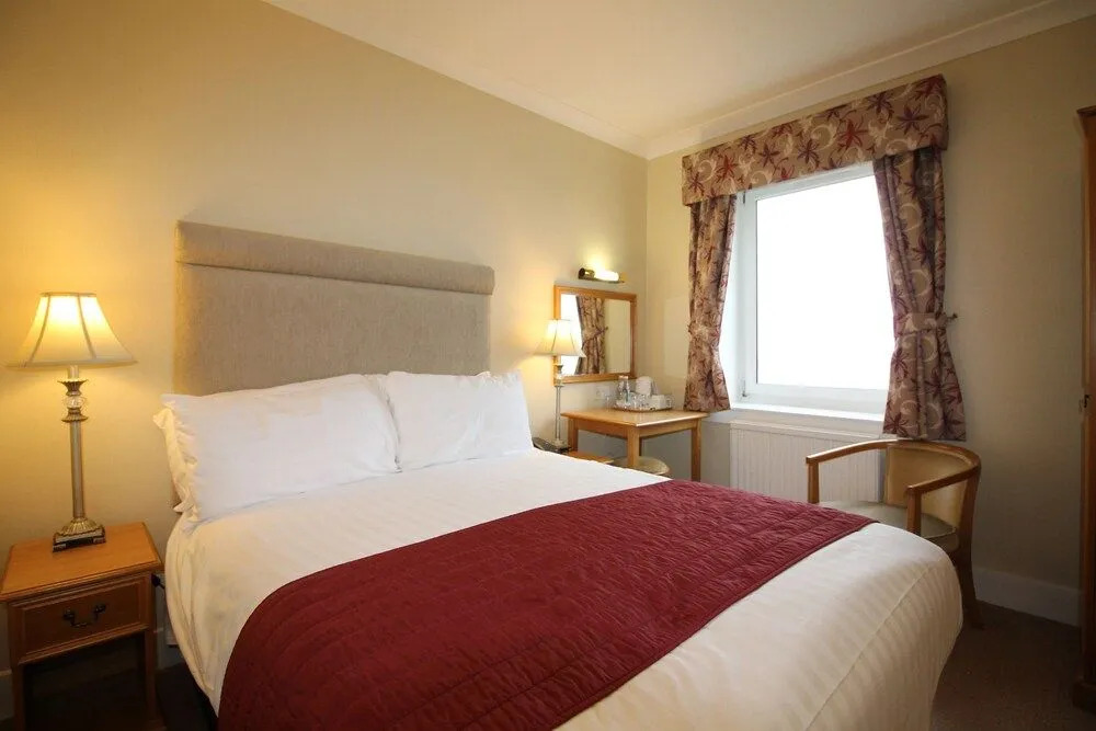 Parkstone Hotel