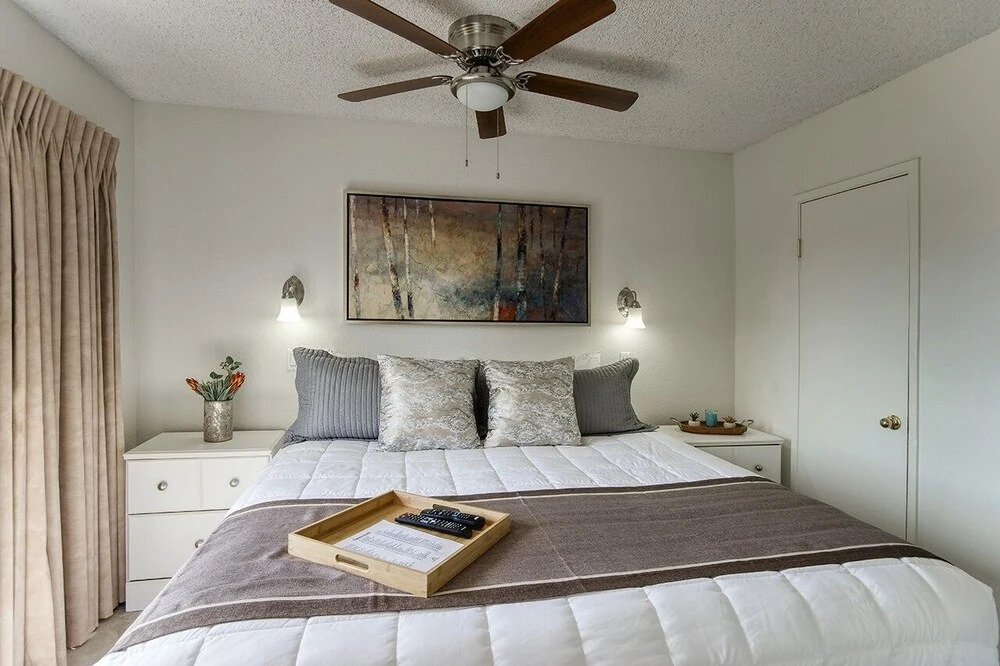 238- Fully Furnished with WiFi by RedAwning