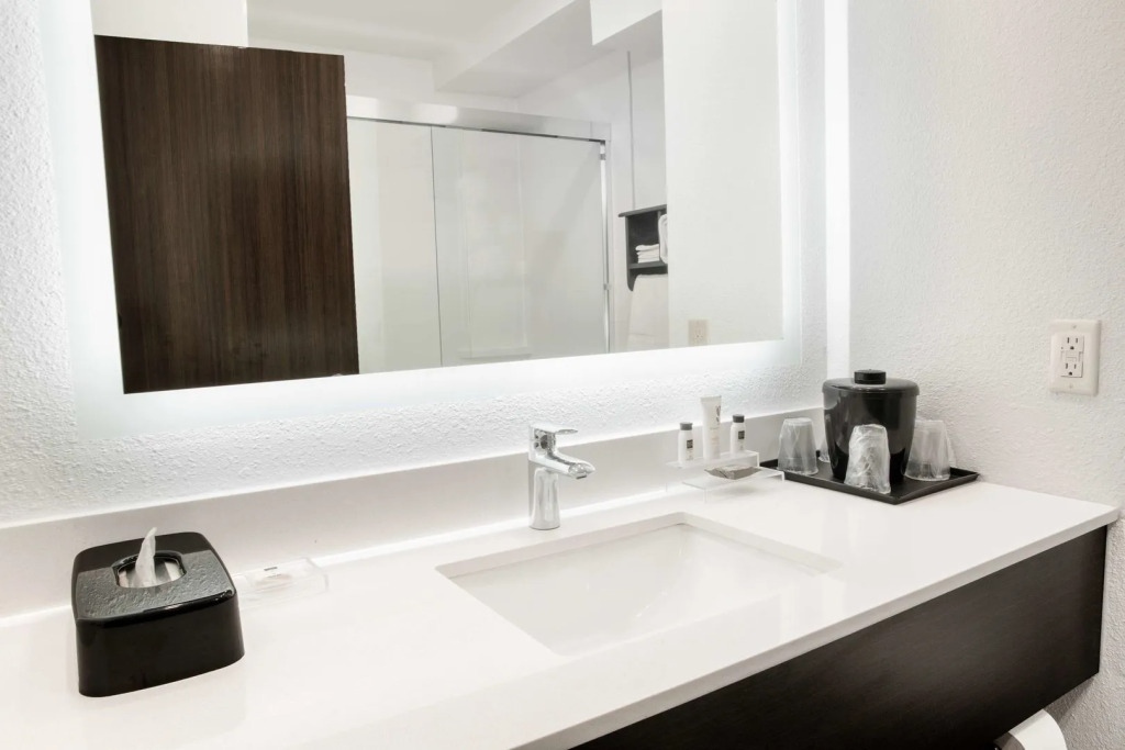 Country Inn & Suites by Radisson, Columbus West, OH