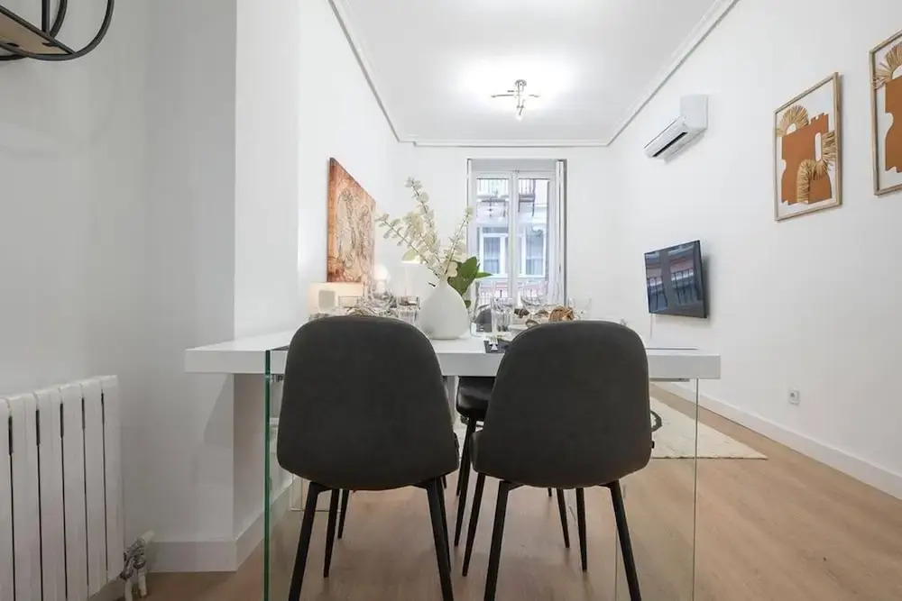 Luxury Apartment in the Heart of Gran Via