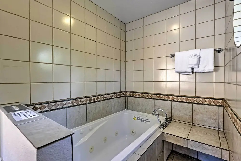 < 2 Mi to Frisco Adventure Park: Cozy Townhome!