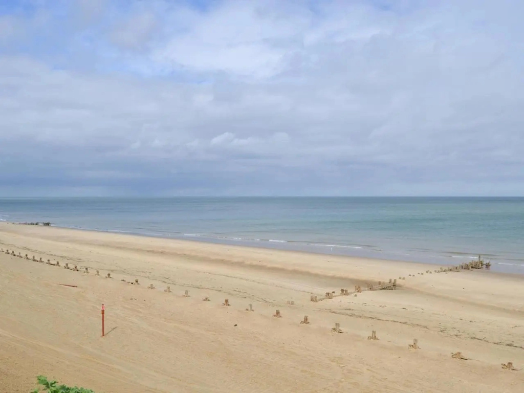 RosemaryS Sea View