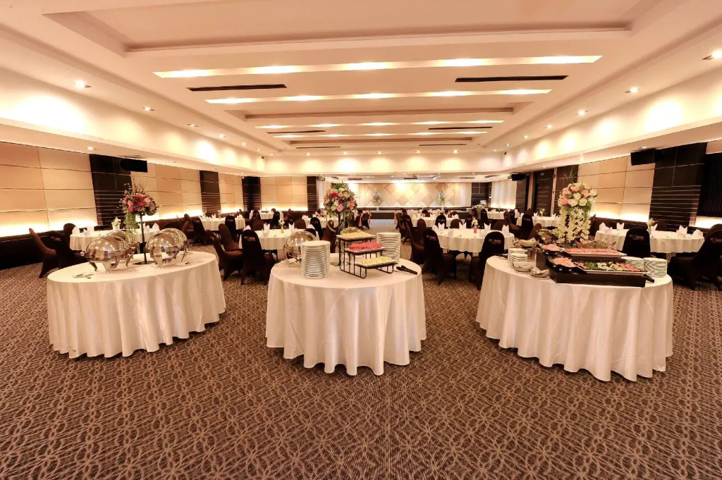Holiday Garden Hotel & Resort Chiang Mai