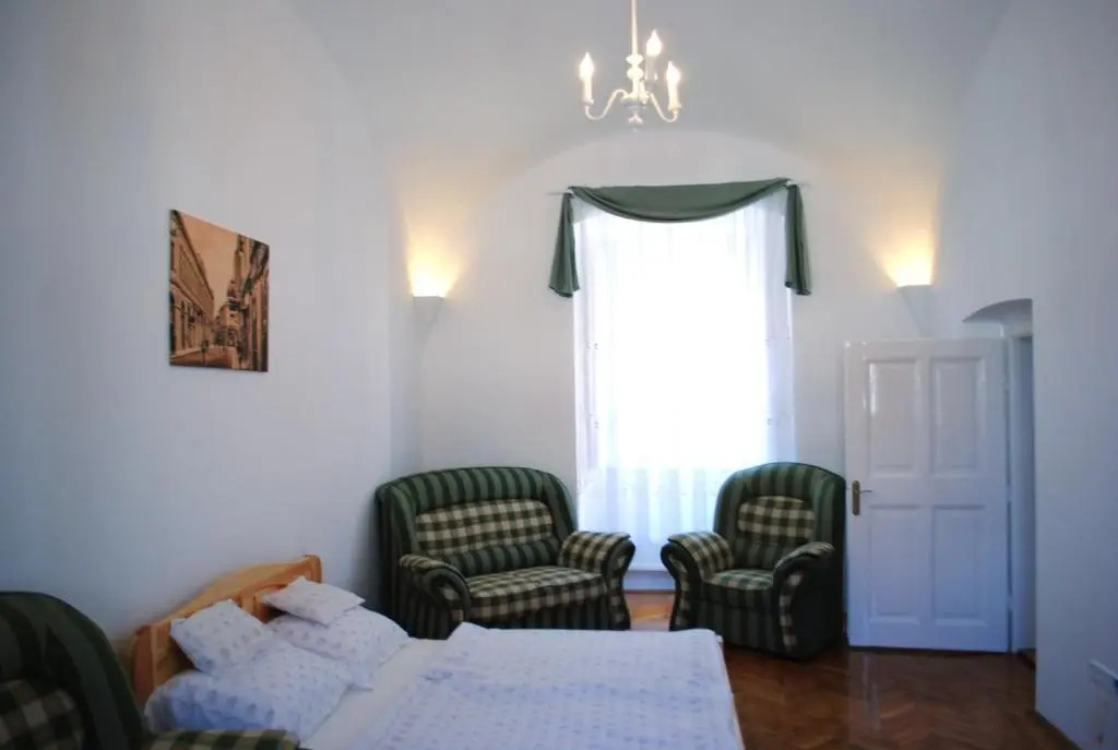 Dobó Téri Apartman