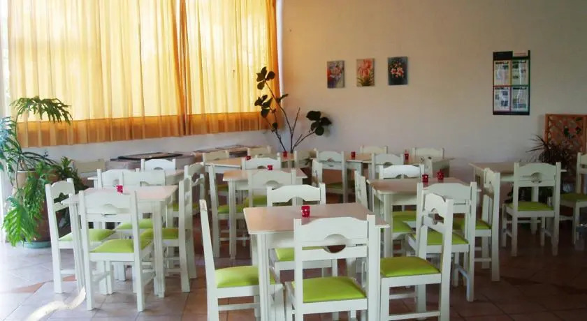 Hotel Papillon 1