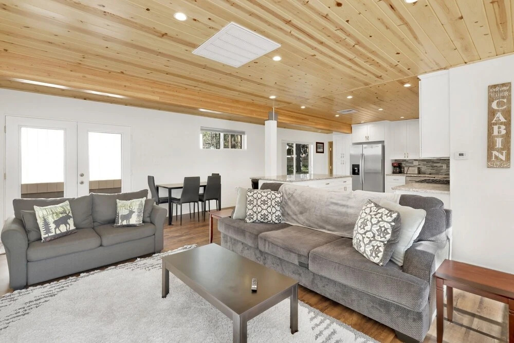 2145-the Getaway 2 Bedroom Home by Redawning