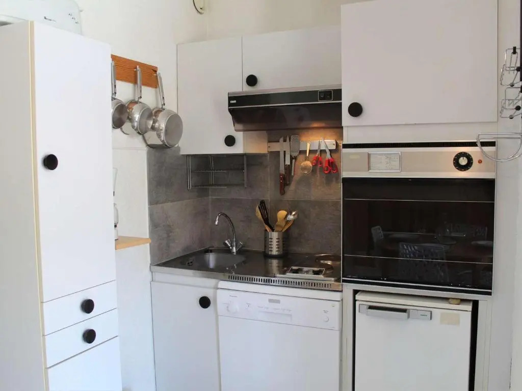 Appartement Vars, 1 pièce, 4 personnes - FR-1-330B-145