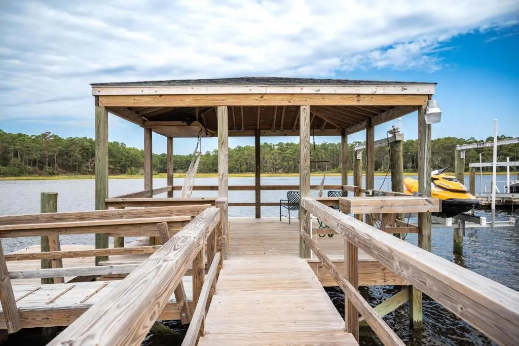 Waterway Haven by Oak Island Accommodations