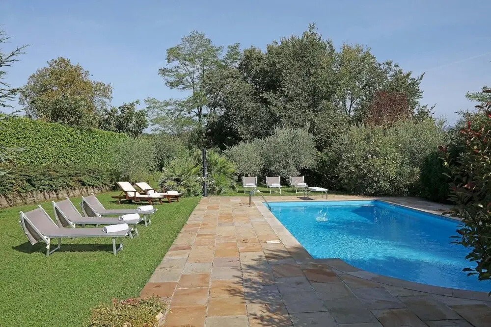 Villa Girasole in Polpenazze del Garda
