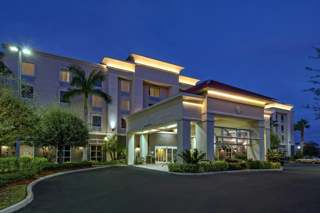 Hampton Inn & Suites Stuart-North