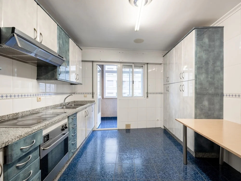 Lovely Apartment in Ribadeo near Playa de Penarronda