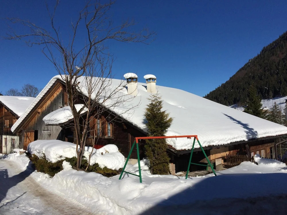 Swiss vYntage Chalets - 300 Year Old Swiss Chalet