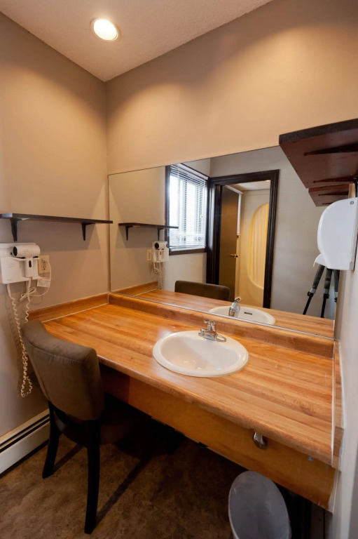 Banff International Hostel