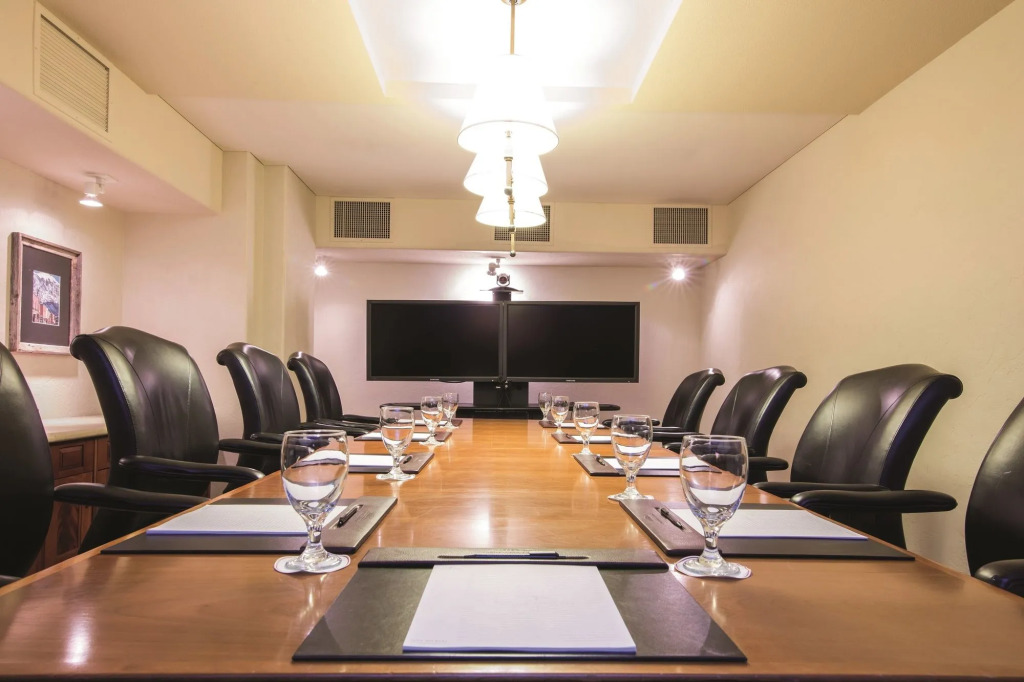 Madeline Hotel & Residences, Auberge Collection