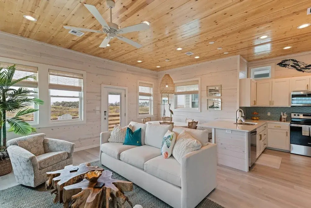 Palm Beach! Private Pool - Boardwalk - Game Room!