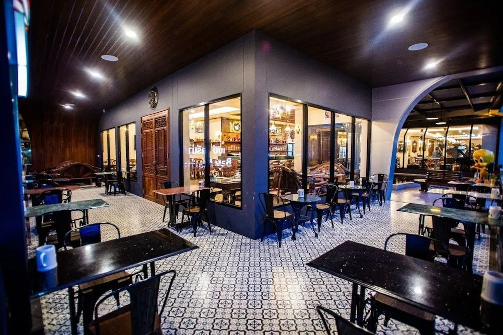 Chunlee Grand Korat