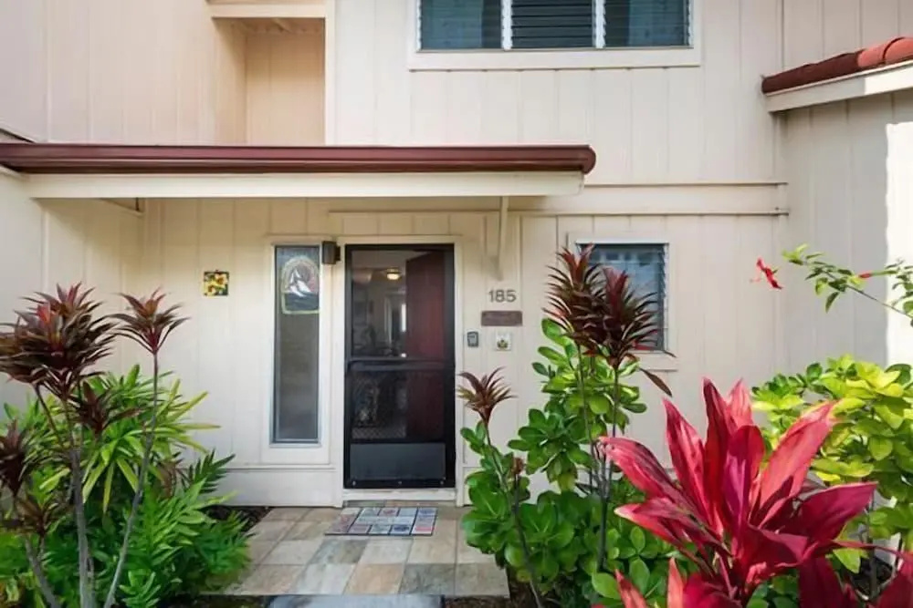 Keauhou Kona Surf and Racquet Club Townhouse# 185
