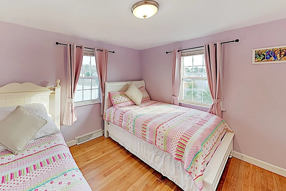 New Listing! Charming Port - Walk To Beach 3 Bedroom Home
