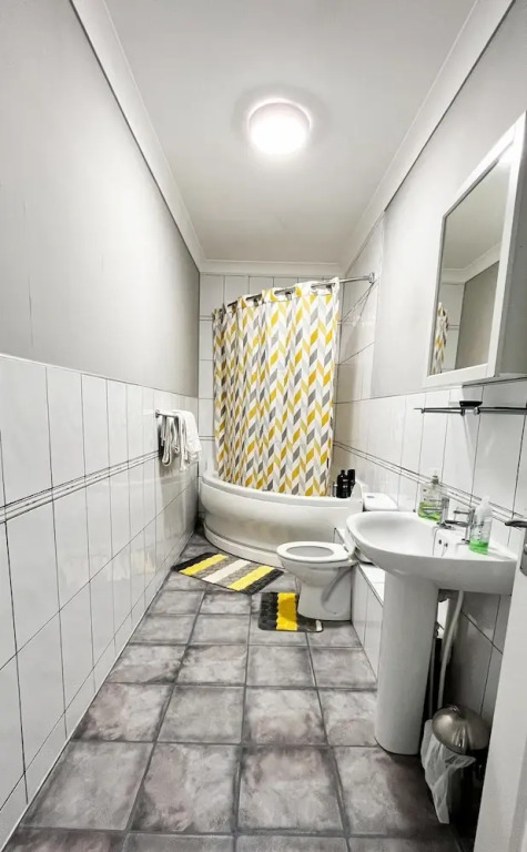 Luxury 2 Bedroom Entire Flat - Self Check in & Check out