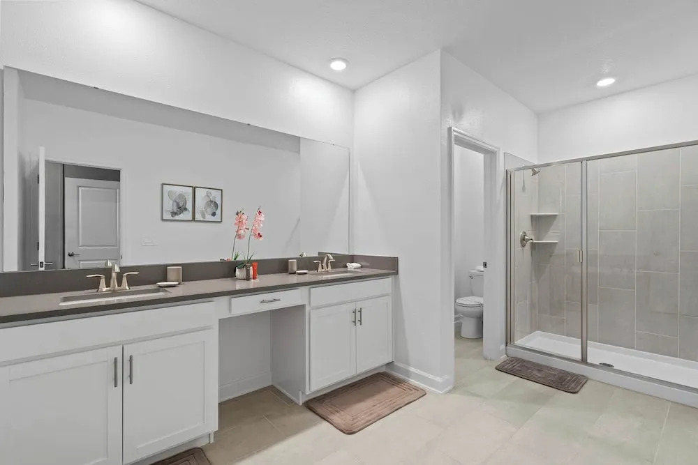 581 Epic Family Villa near Disney with Private Pool & Game Room