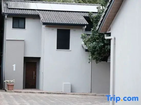 Jacaranda Homestay