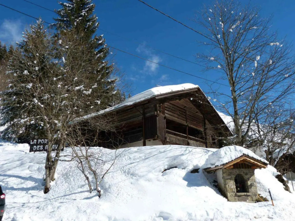 Chalet La Clusaz, 6 pièces, 10 personnes - FR-1-304-162