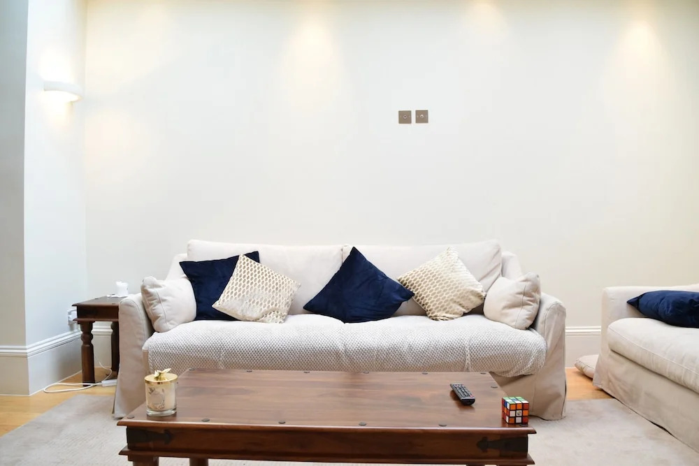 4 Bedroom House in Marylebone