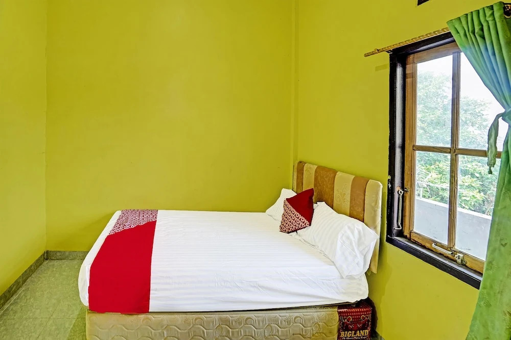 Wisma Kenanga by OYO Rooms