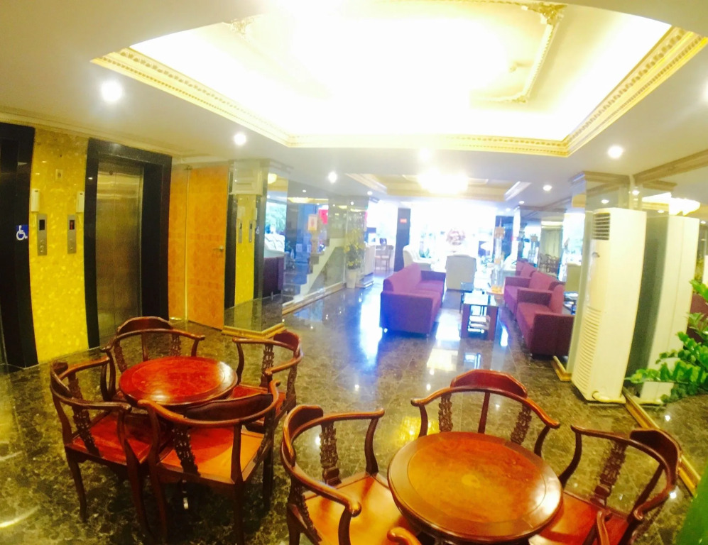 Happyland Hotel