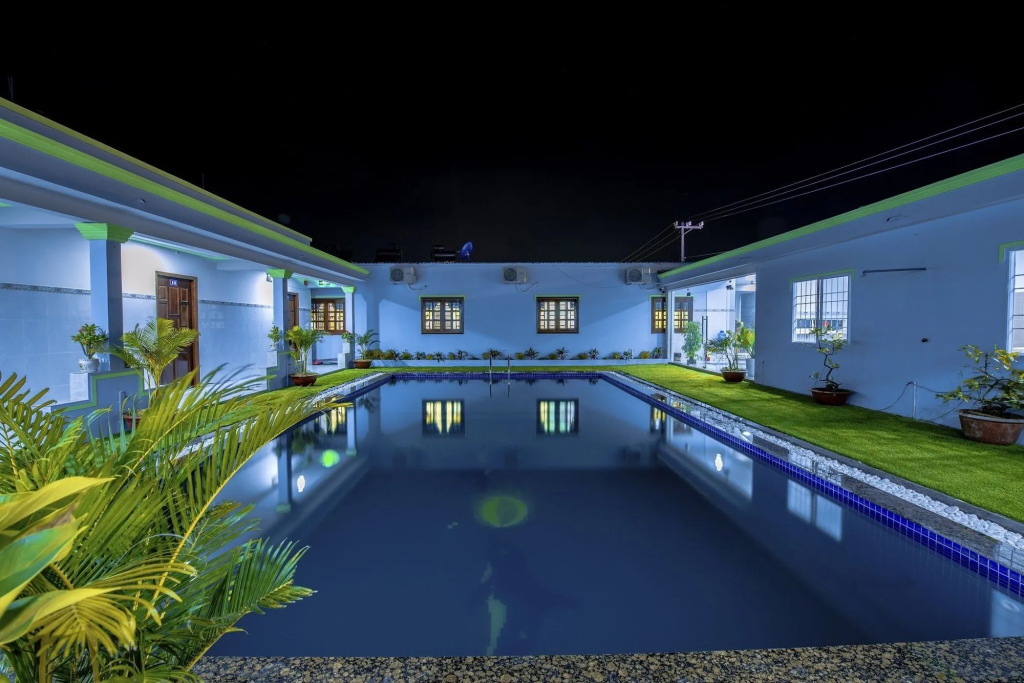 Hotel Nguyên Toàn