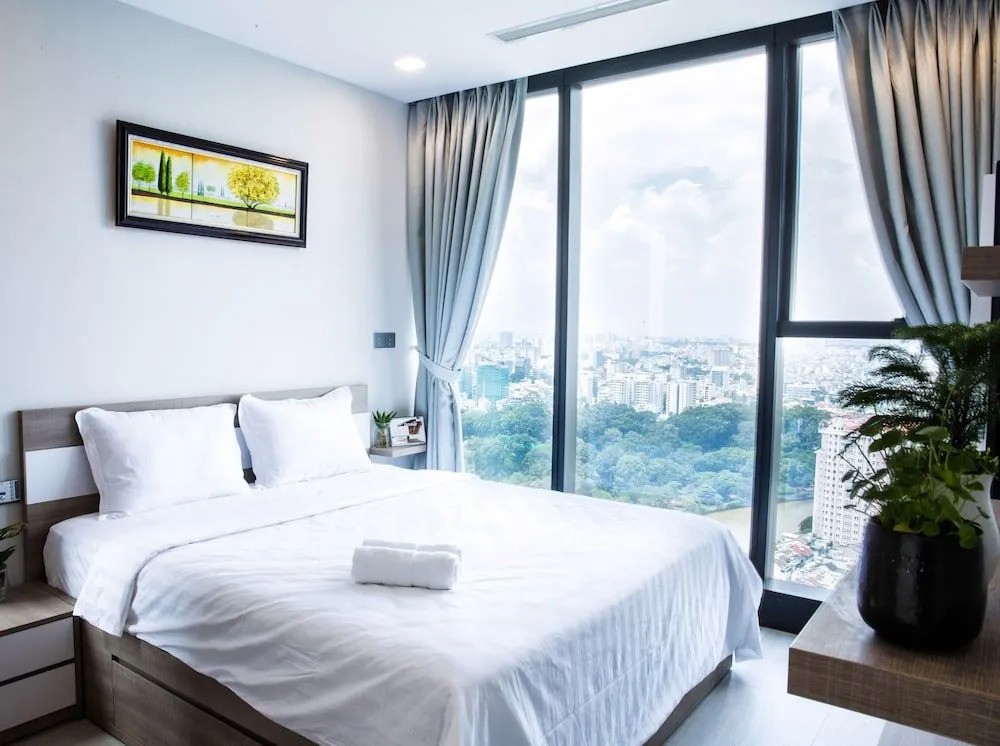 Lipbi Home-Central Luxury Apartment