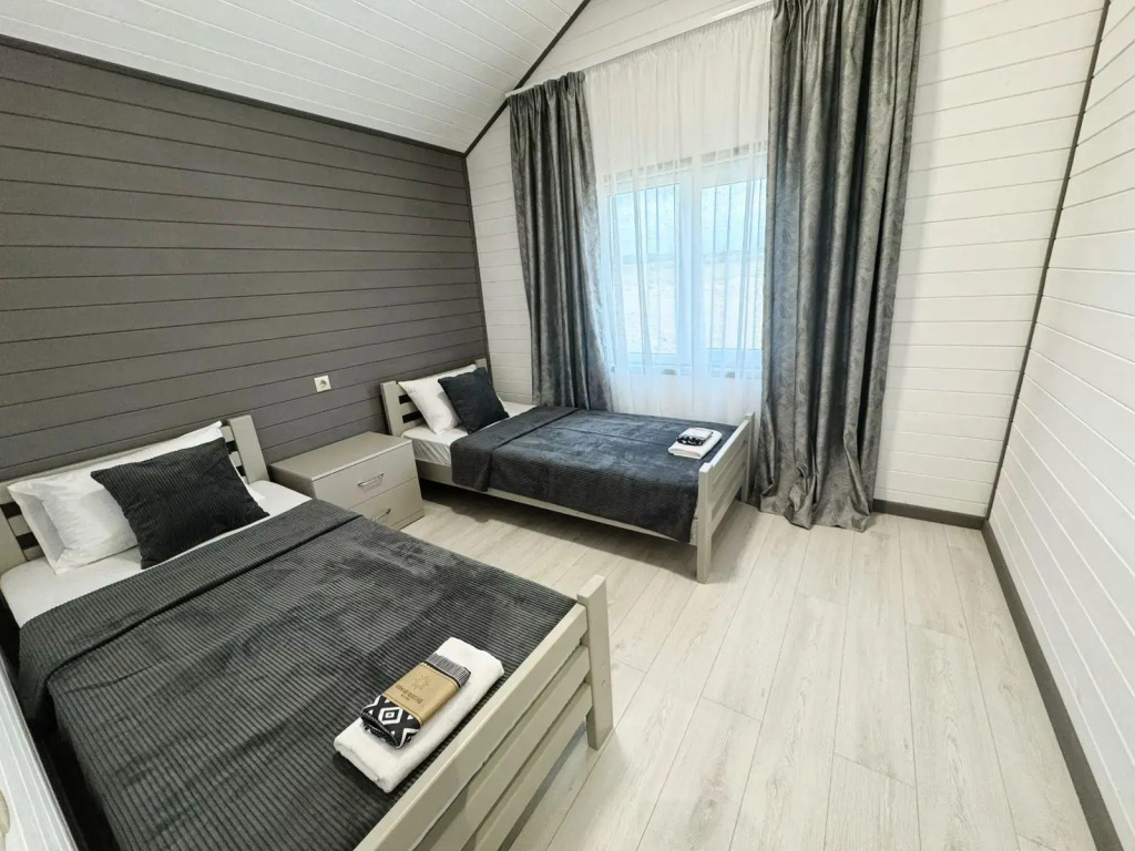 аМОРЕbeach