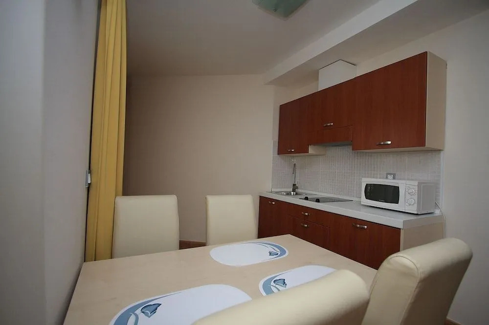 Turisticki apartmani Natalia