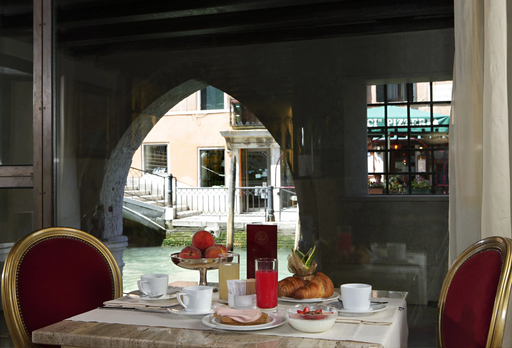 Hotel Liassidi Palace