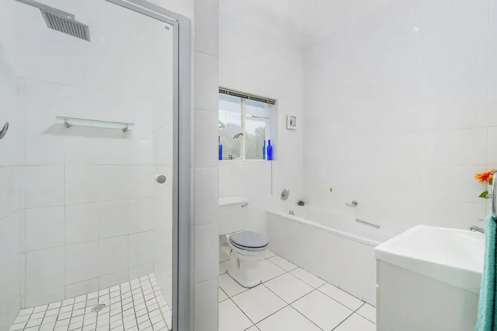 302 On Old Sea View Road Chelsea
