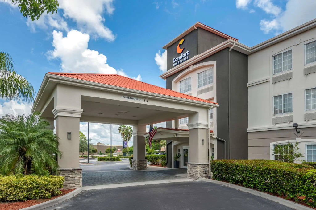 Comfort Inn & Suites Port Charlotte-Punta Gorda