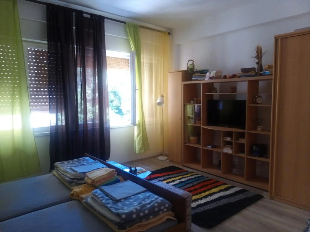 Studio Apartment Corner