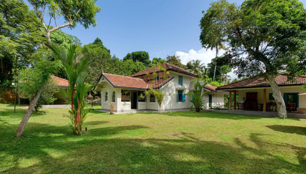 STUTHI VILLA