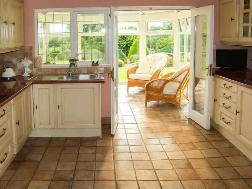Bedw Arian Cottage