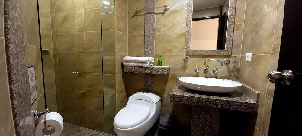 Hoteles Bogotá Inn Lago Chico Zona Rosa