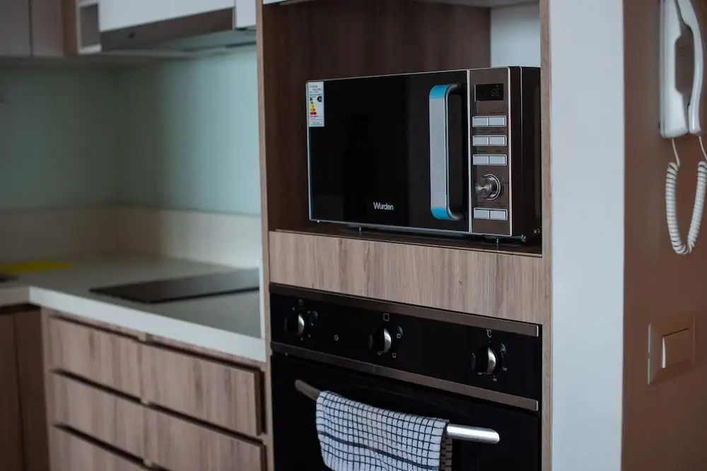 Contemporary apartment w/ a full kitchen, ocean views, & rooftop deck