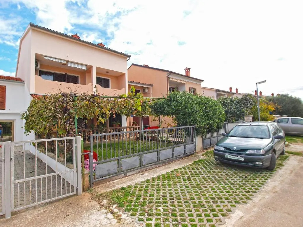 Apartments Sergio 1499