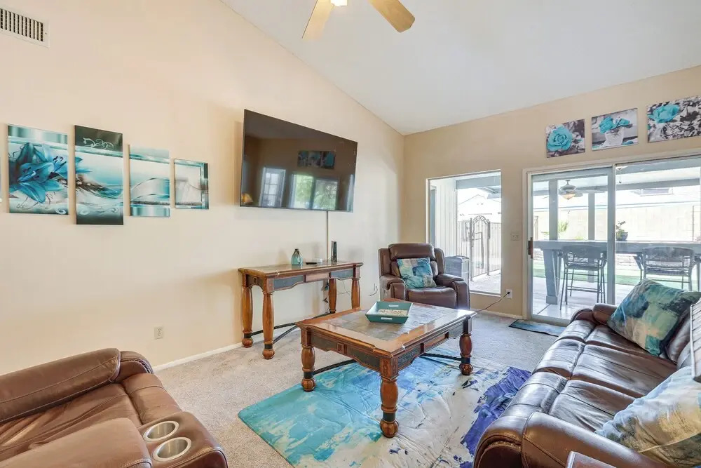 Family-friendly Home w/ Pool & Fire Pit in Peoria