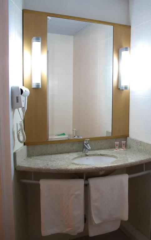 ibis Contagem Ceasa