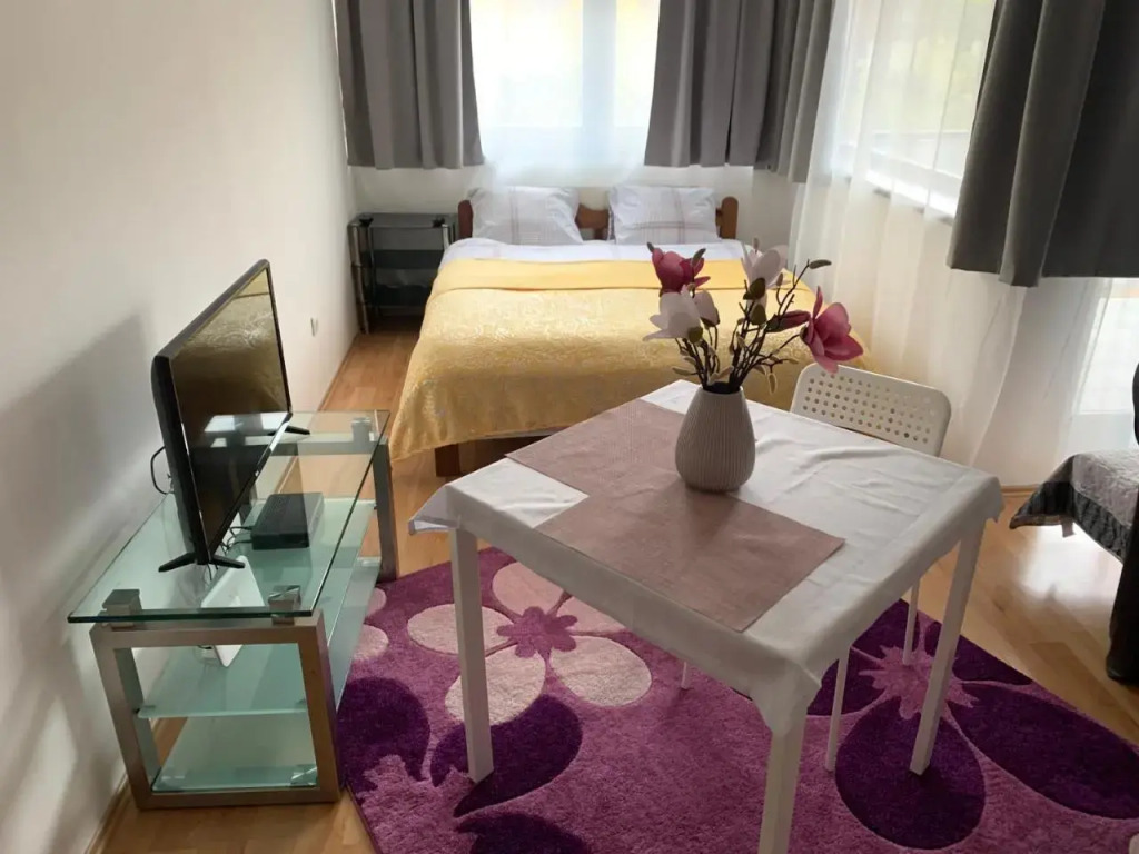 Tigraki Apartment Budapest