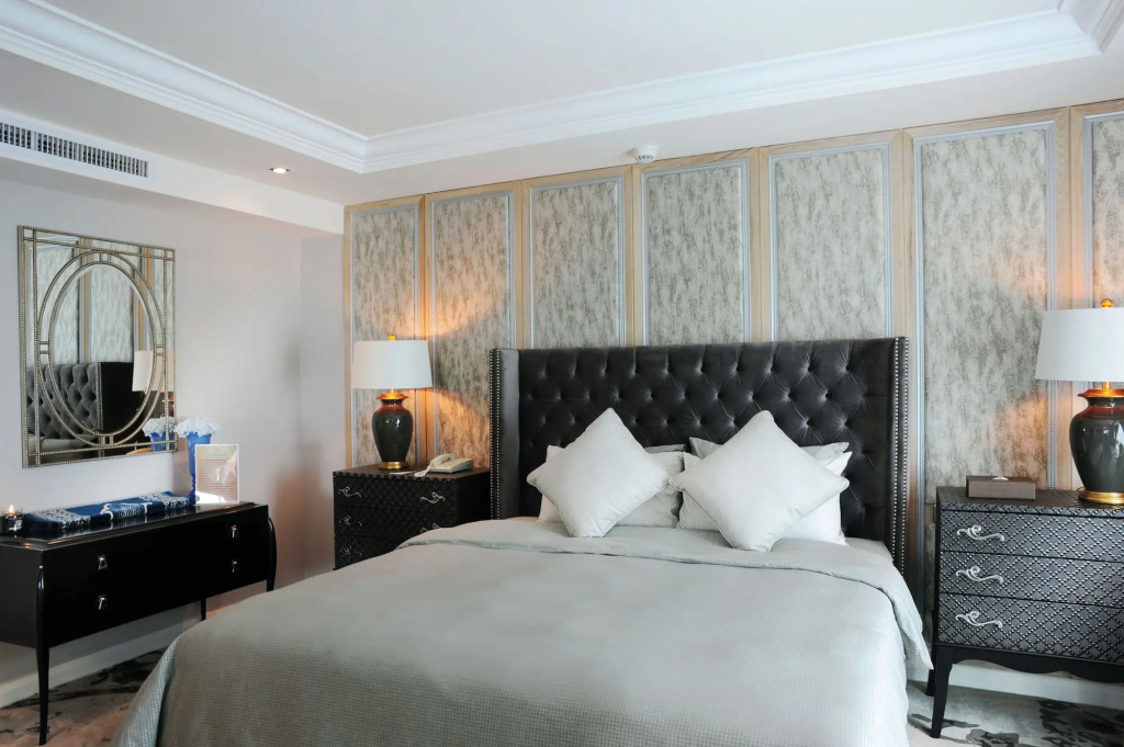 Al Meroz Hotel Bangkok - The Leading Halal Hotel