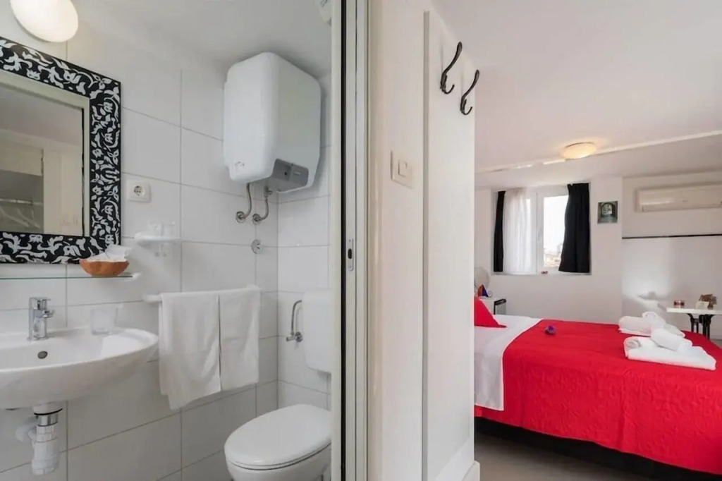 PLR Accommodation