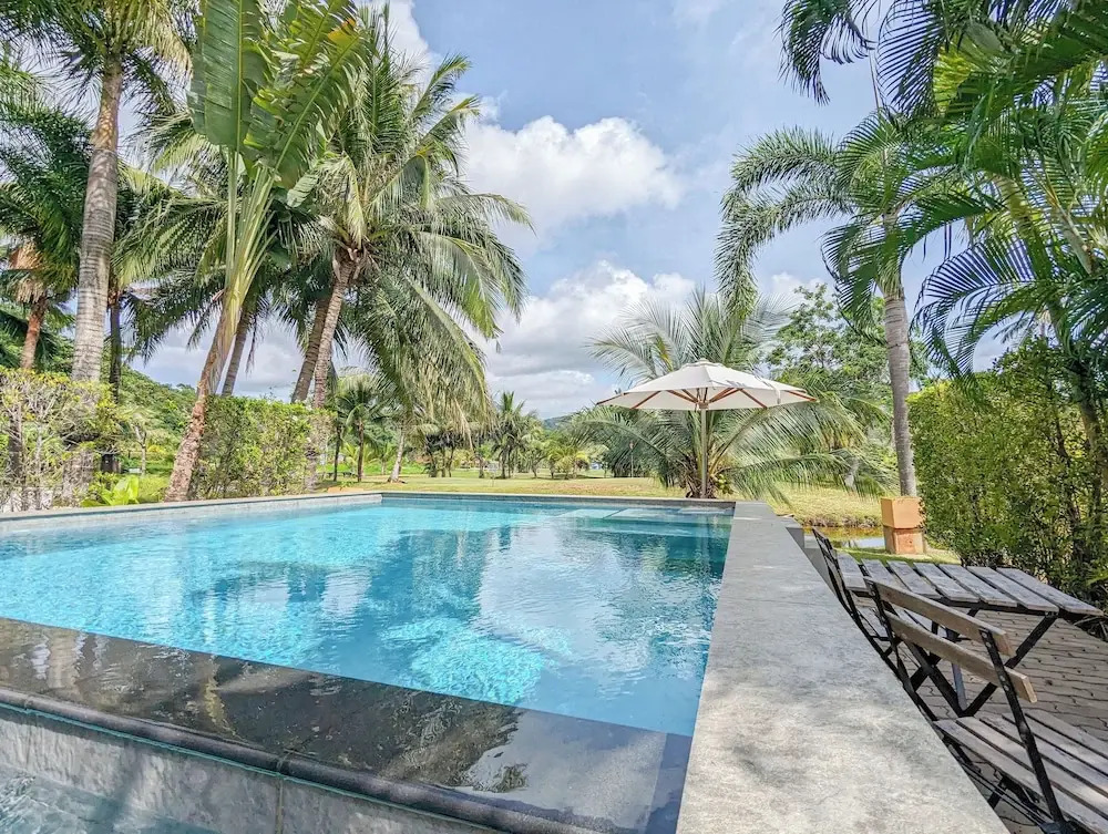 Poolside Villa - by KohChangVillas