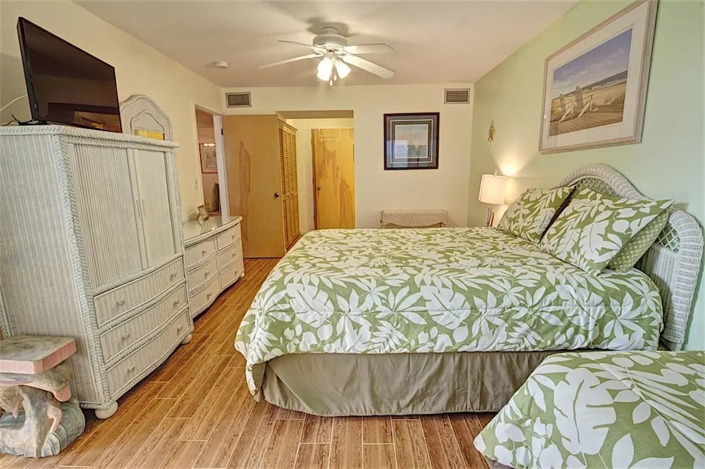 Hibiscus C102 [2/2] Free Activities! & Oceanview Wifi 3 Pools