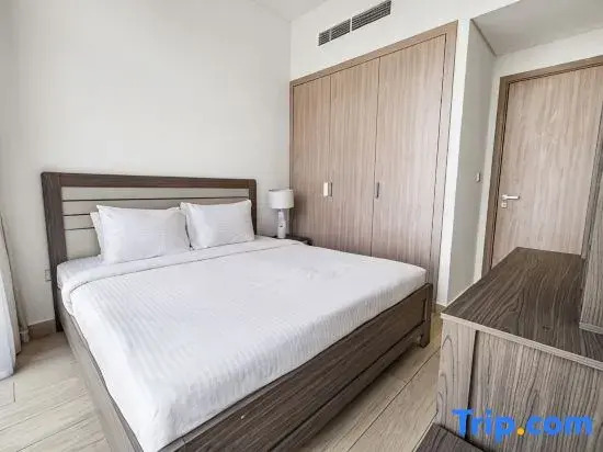 Cozy 1BR w/ Balcony Views Azizi Riviera, Meydan